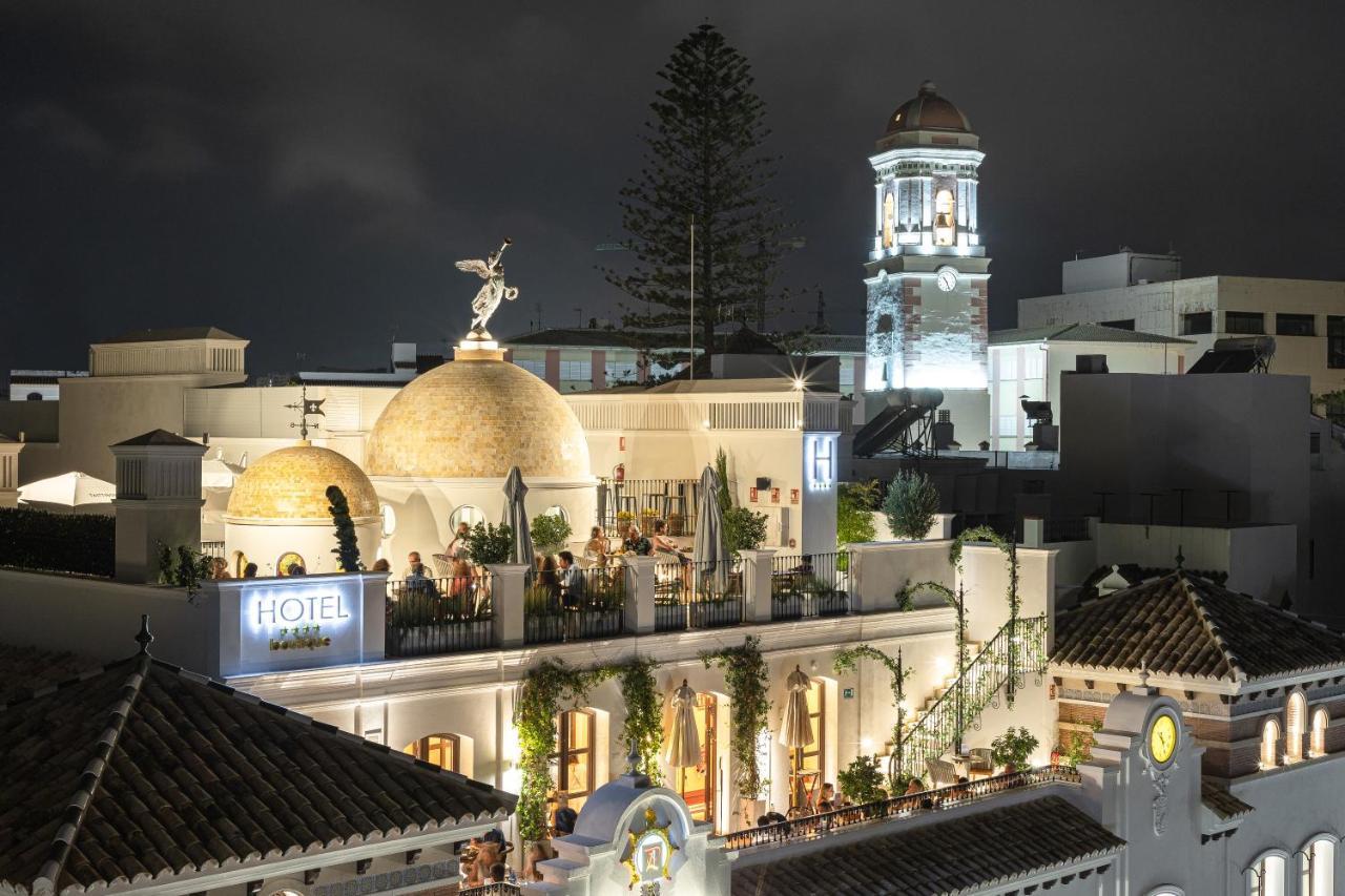 Hotel Silken El Pilar Andalucia Estepona Extérieur photo